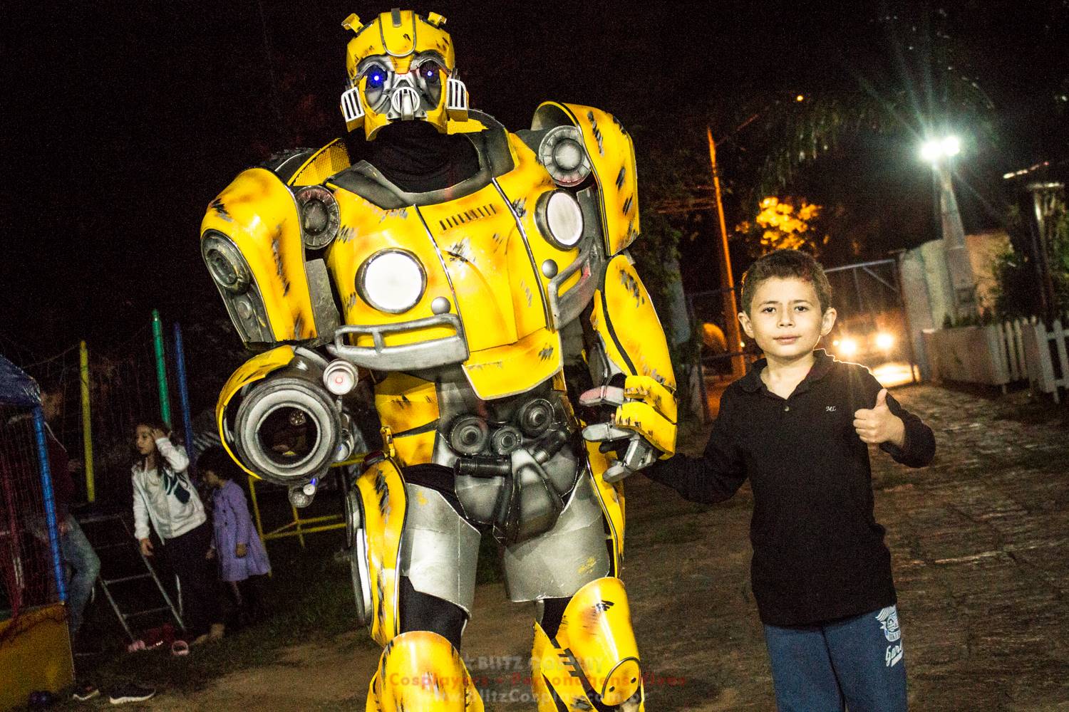 Optimus Prime Personagem Vivo - Blitz Cosplay