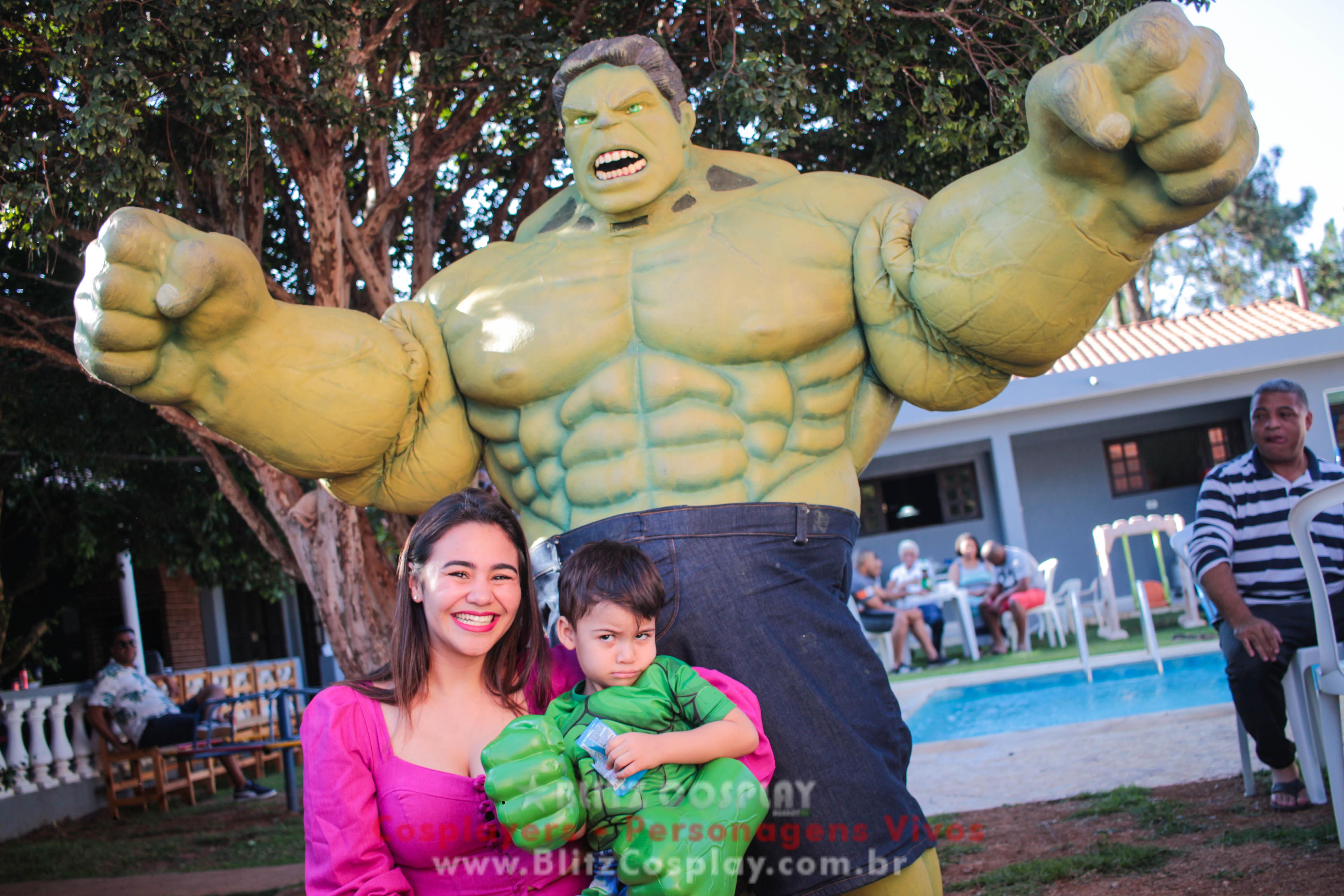 Hulk Personagem Vivo Para Festas e Eventos.